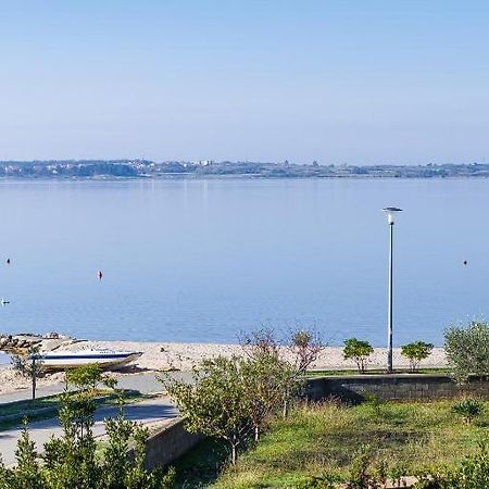 Apartment Nin - Vrsi At The Beach 外观 照片