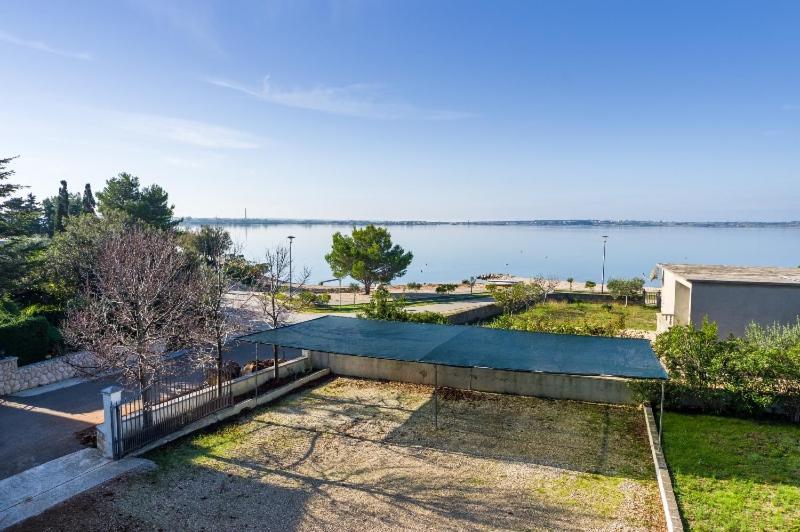 Apartment Nin - Vrsi At The Beach 外观 照片