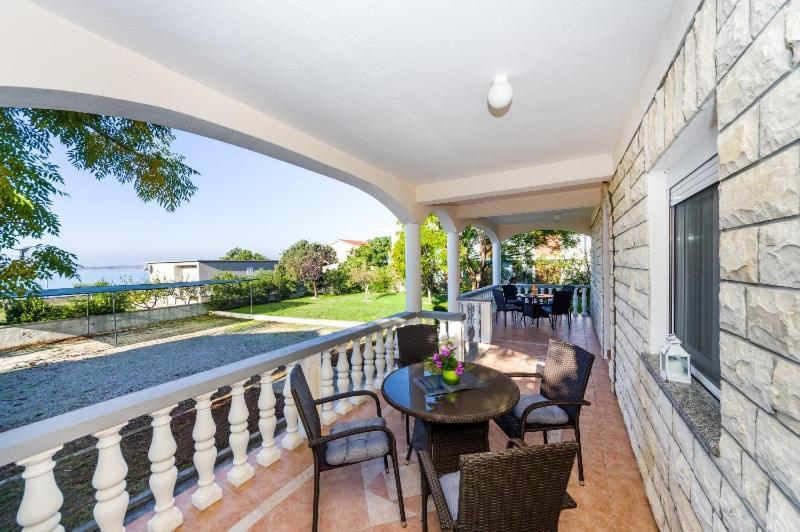 Apartment Nin - Vrsi At The Beach 外观 照片