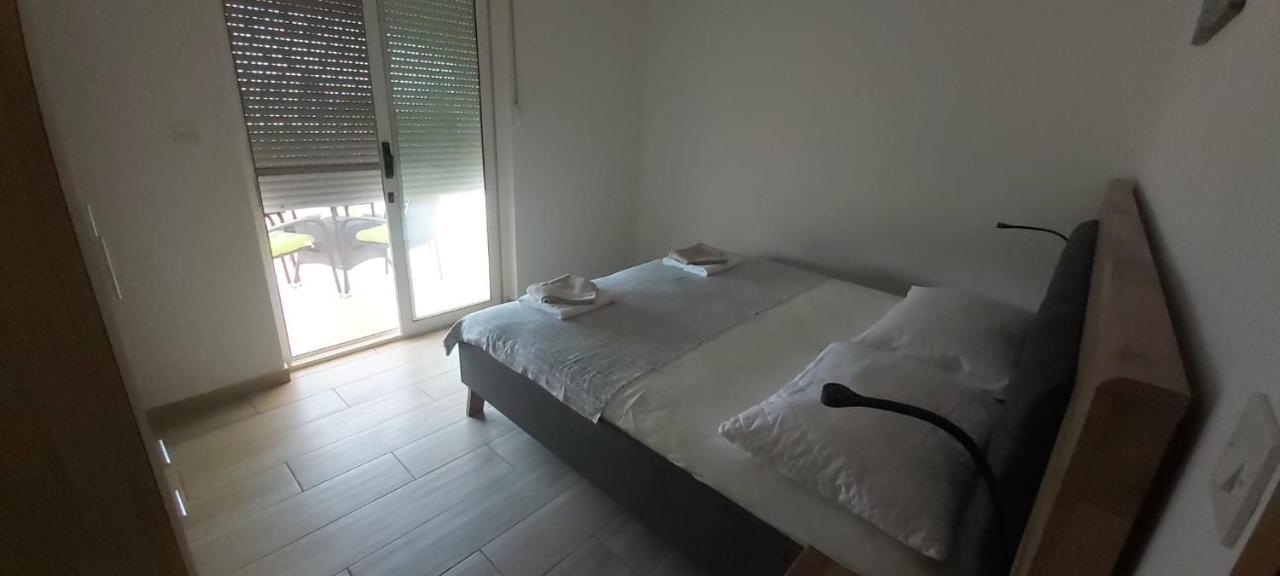 Apartment Nin - Vrsi At The Beach 外观 照片