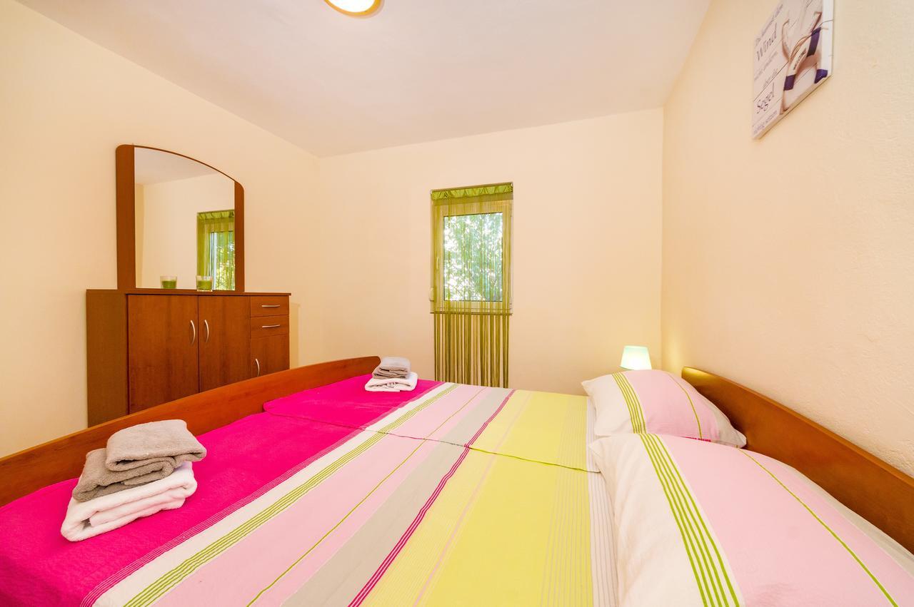 Apartment Nin - Vrsi At The Beach 外观 照片