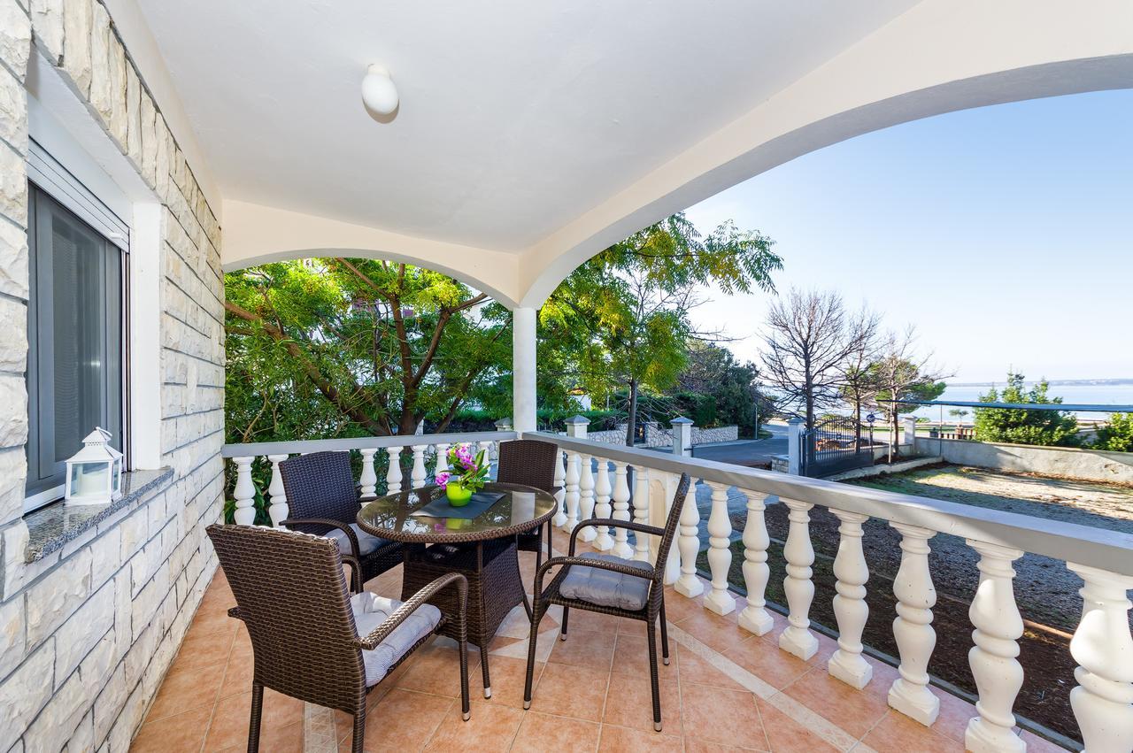 Apartment Nin - Vrsi At The Beach 外观 照片