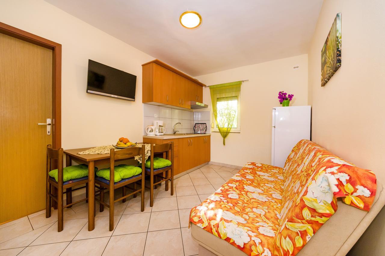 Apartment Nin - Vrsi At The Beach 外观 照片
